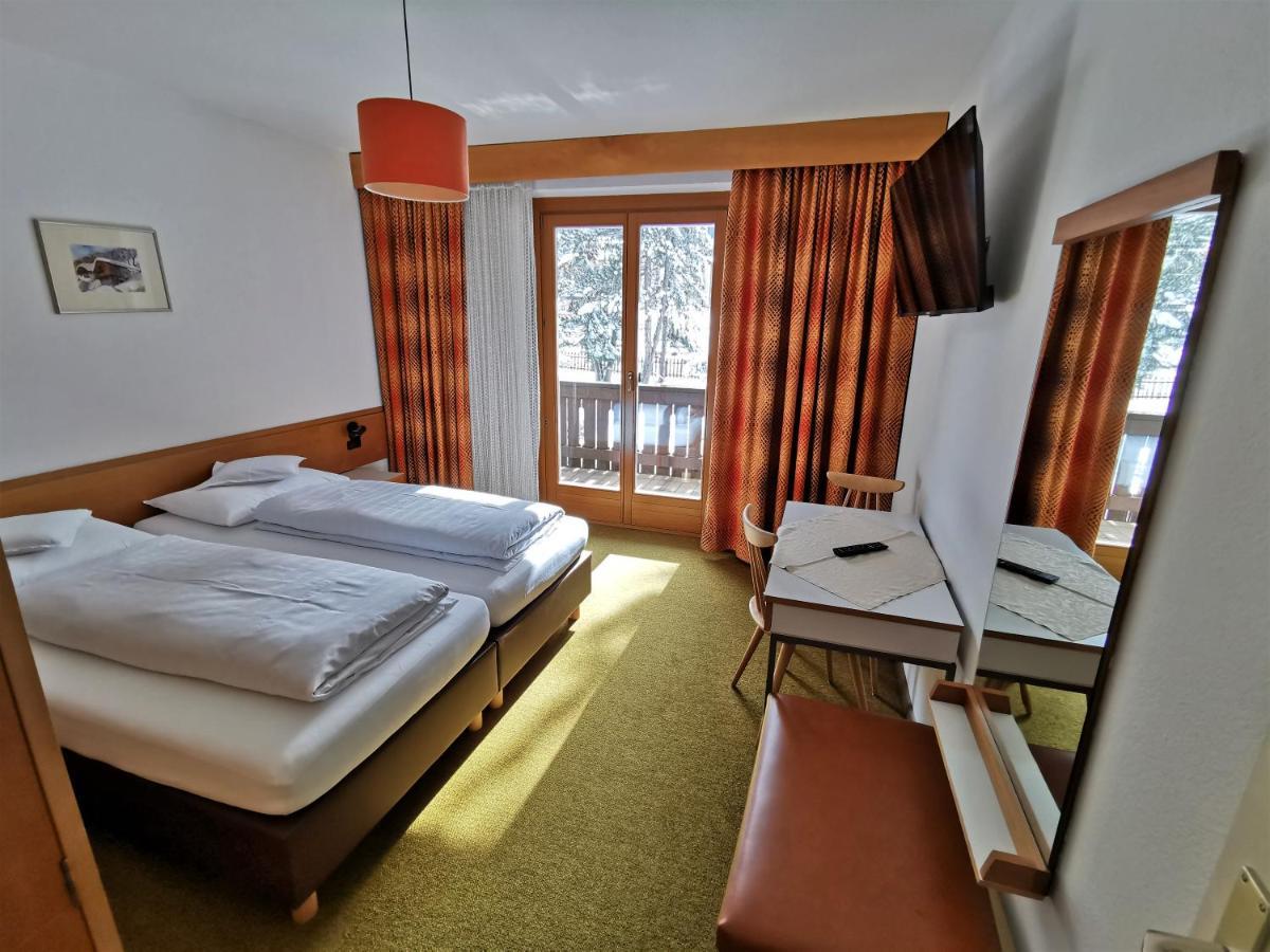 Hotel La Plaza Corvara In Badia Eksteriør bilde