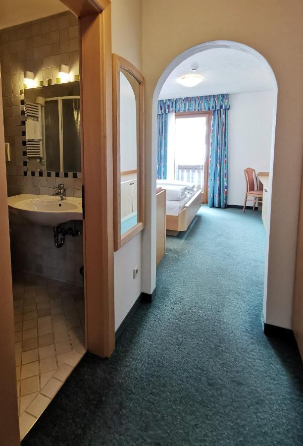 Hotel La Plaza Corvara In Badia Eksteriør bilde