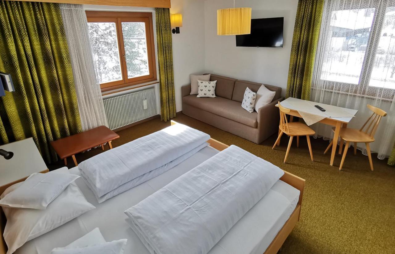 Hotel La Plaza Corvara In Badia Eksteriør bilde