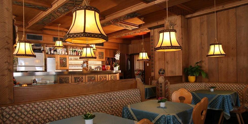 Hotel La Plaza Corvara In Badia Eksteriør bilde