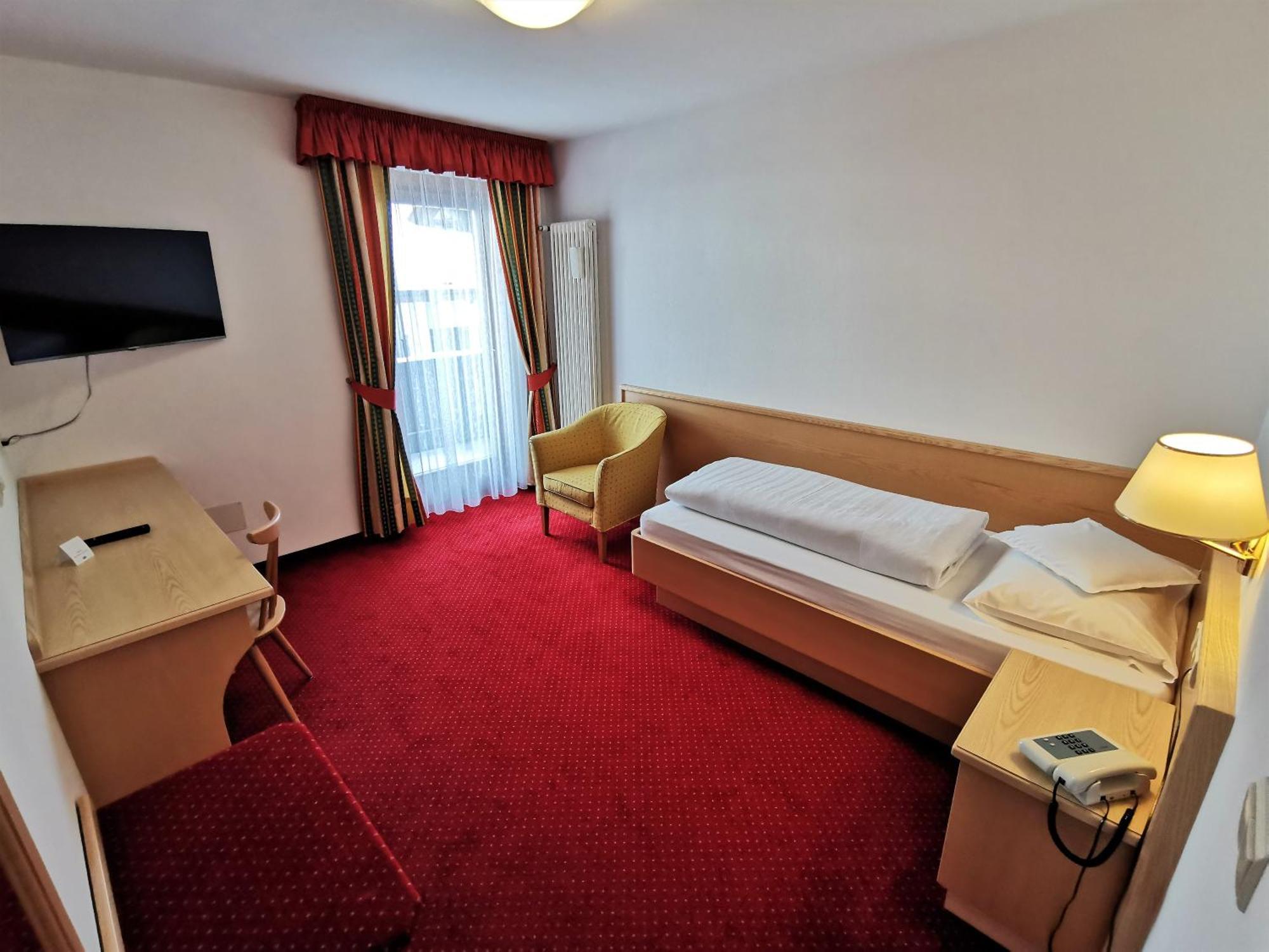 Hotel La Plaza Corvara In Badia Eksteriør bilde