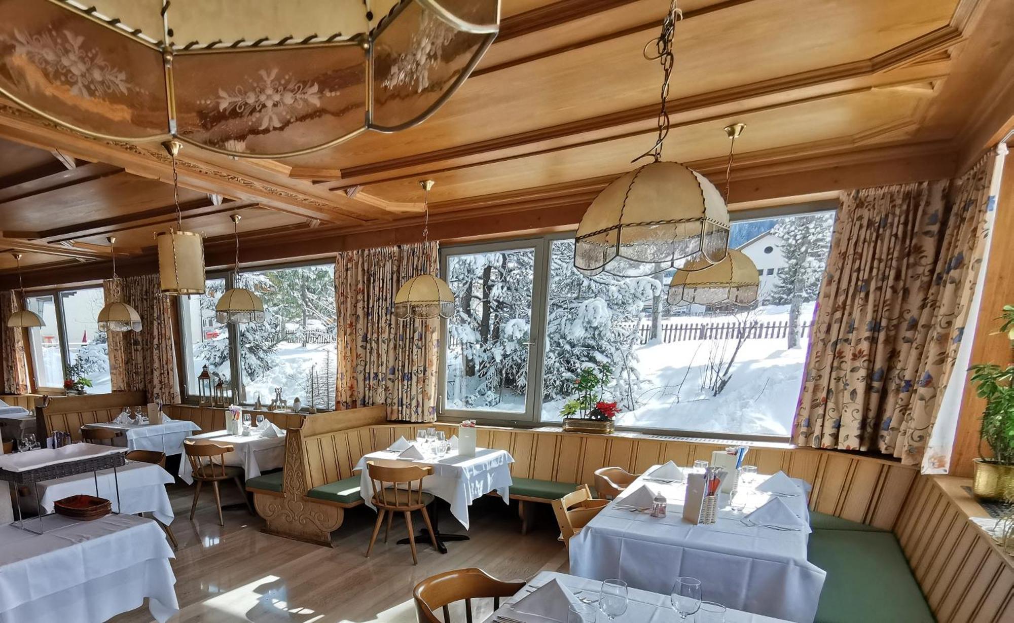 Hotel La Plaza Corvara In Badia Eksteriør bilde