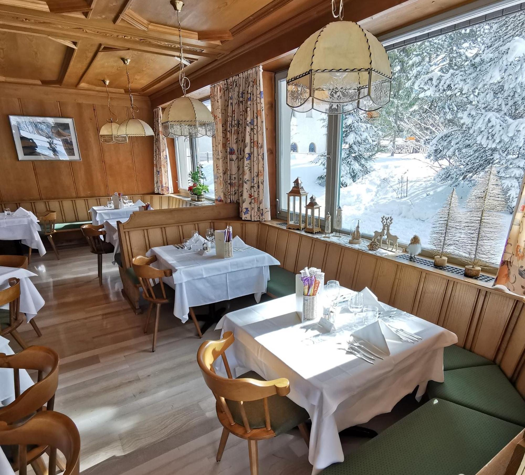 Hotel La Plaza Corvara In Badia Eksteriør bilde