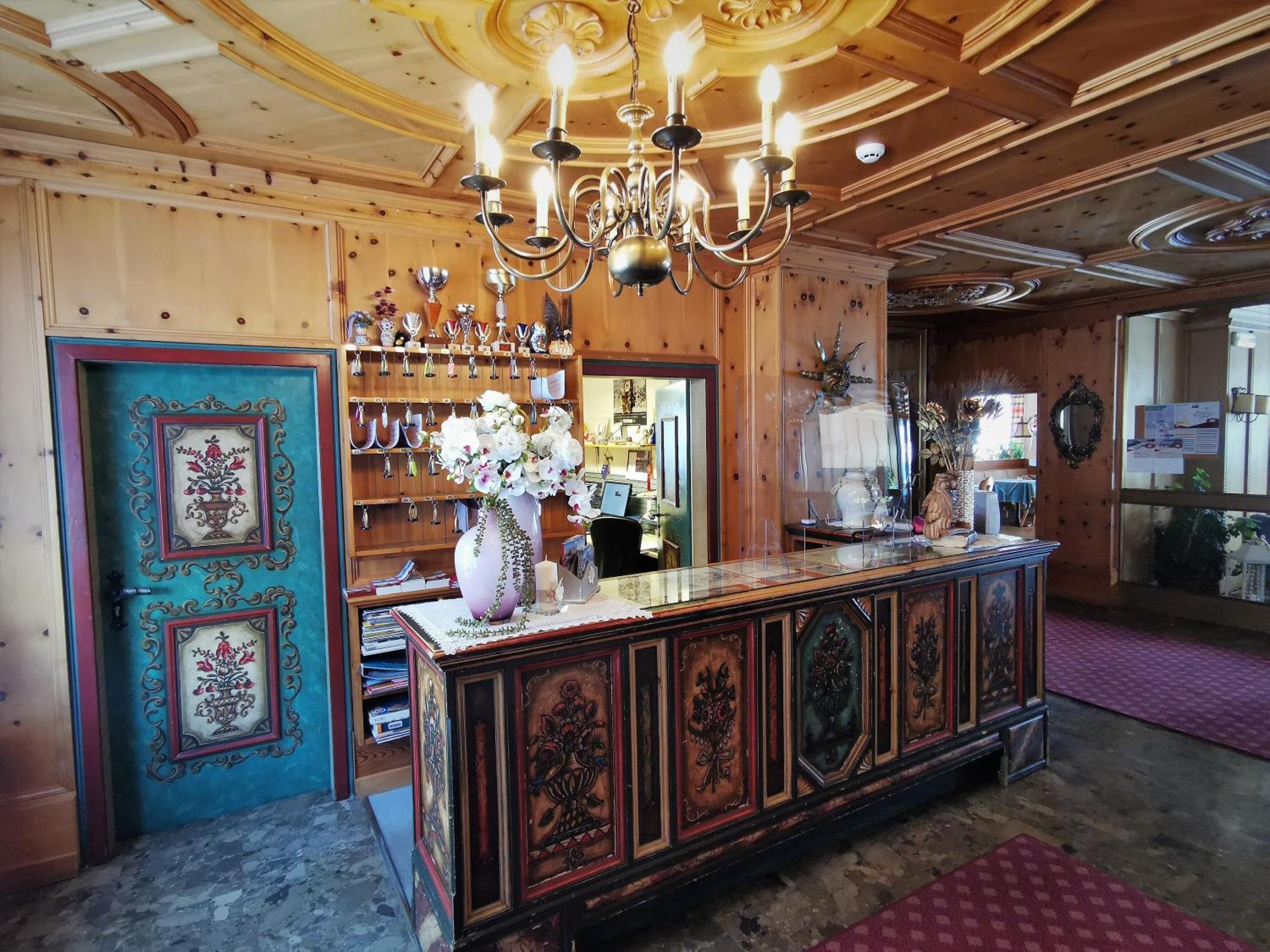 Hotel La Plaza Corvara In Badia Eksteriør bilde