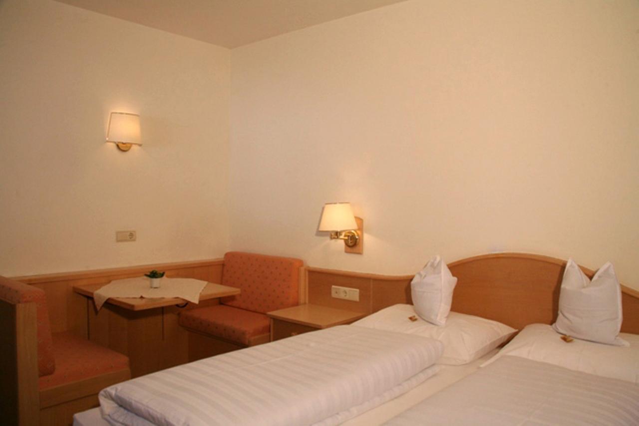 Hotel La Plaza Corvara In Badia Eksteriør bilde